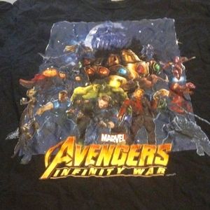 *3/$20 Bundle Deal Sale* Vintage Marvel Avengers Infinity War T-shirt Medium